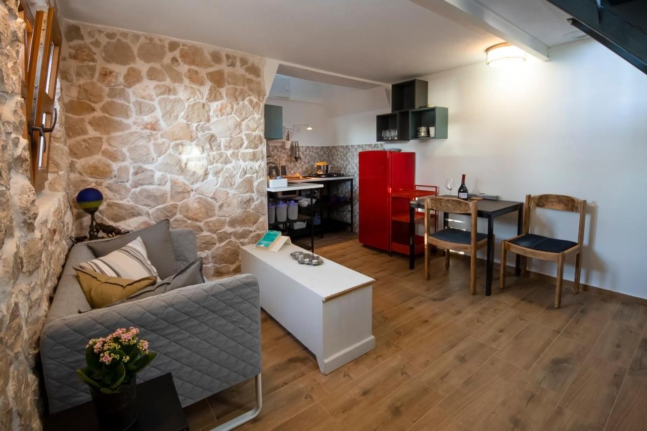 Holiday Home Brodina Севид Екстериор снимка